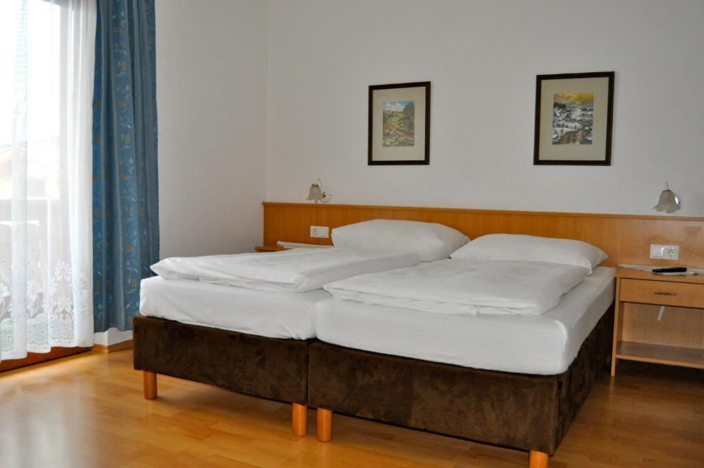 Gasthof Edelweiss 3*